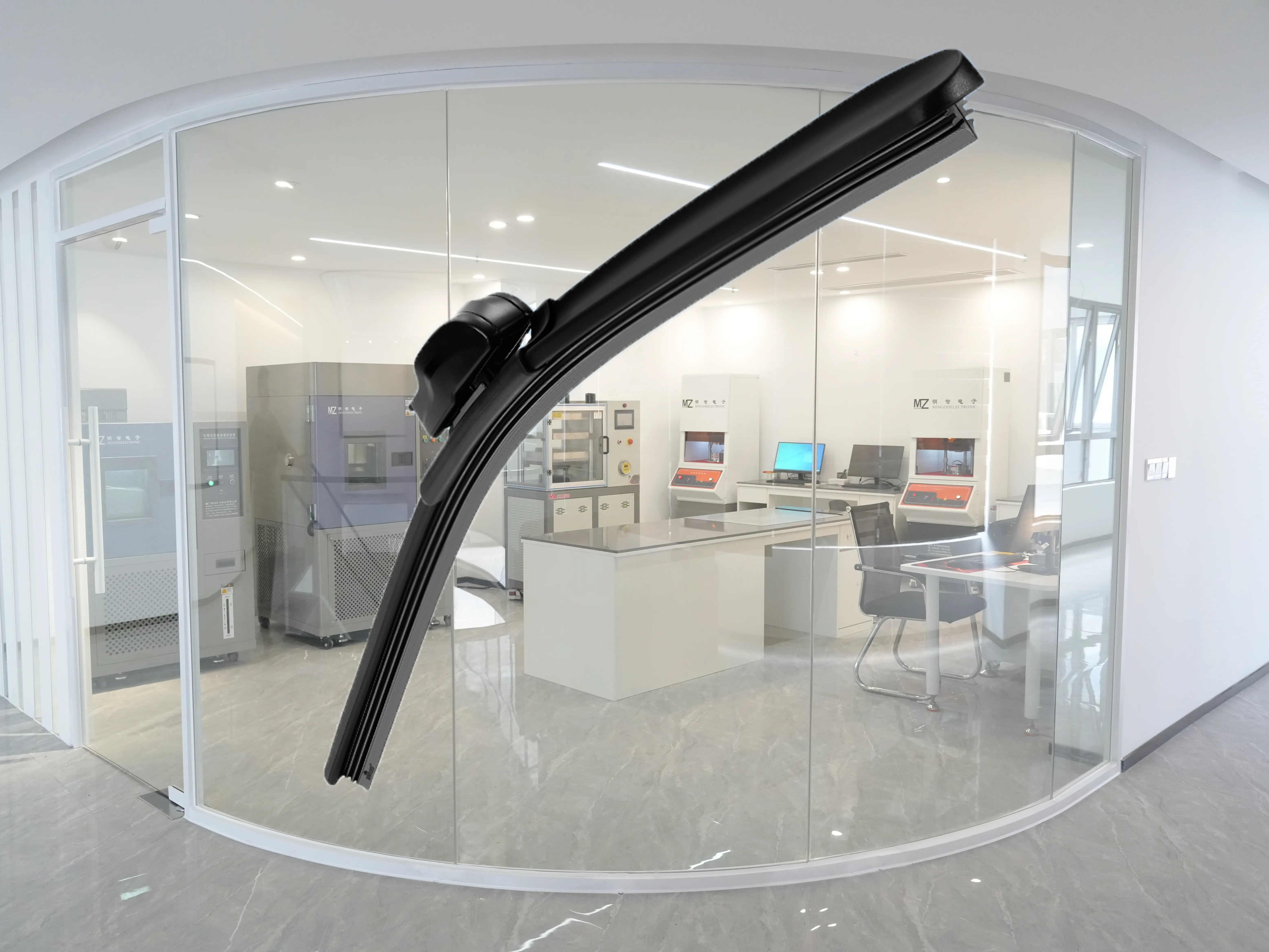 Bí quyết để có được lưỡi gạt nước thực sự phù hợp với mọi thời tiết do nhà máy sản xuất là gì?