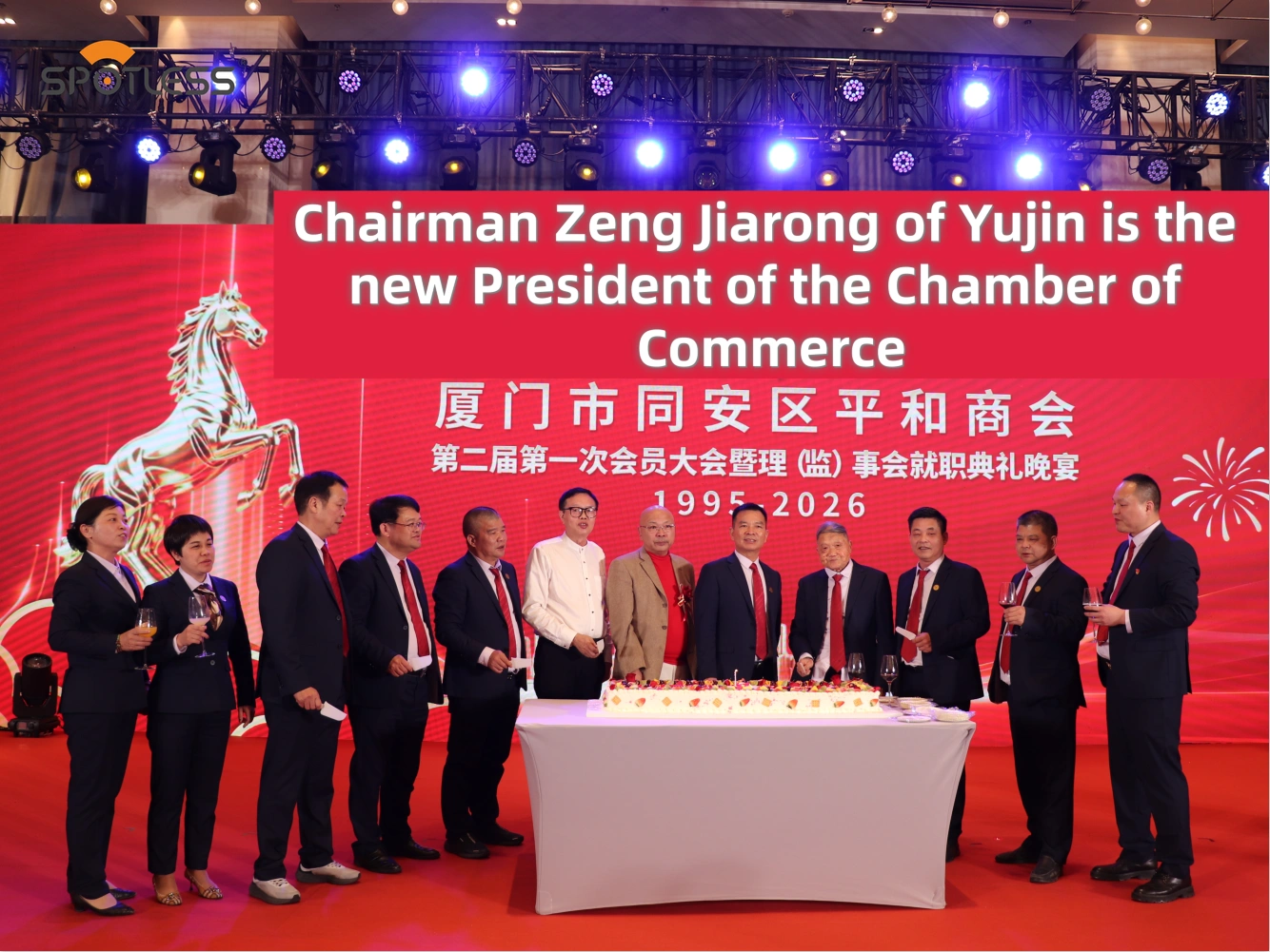 Khi quan chức chính phủ đến thăm: Nhìn vào bên trong nhà máy sản xuất khăn lau Yujin