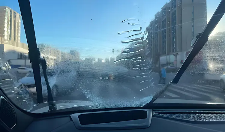 Dirty or Oily Windshield creates uneven pressure and visible streaks